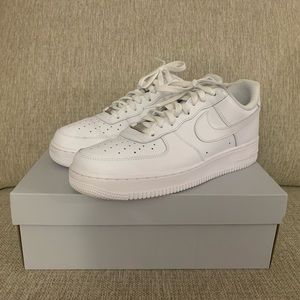 NIKE AIR FORCE 1, MEN, WHITE, SIZE 11.5